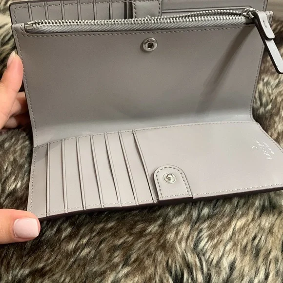 Kate Spade Pewter Grey Wallet-NWOT - Picture 10 of 12